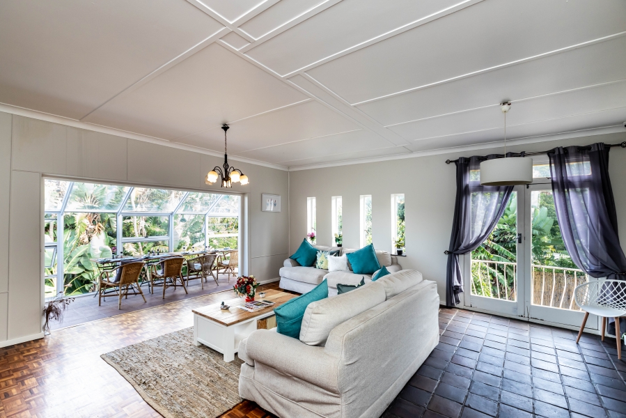 6 Bedroom Property for Sale in Abbotsford Eastern Cape